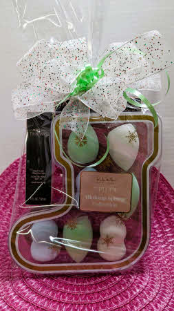 http://lastingimpressionspackaging.com/contents/media/t_Makeup-Sponge-Gift-Set.jpg